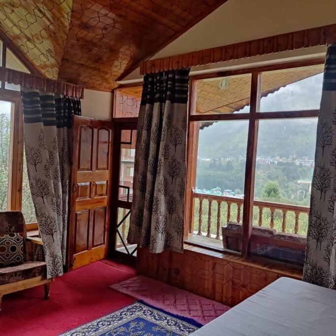 Aroma Taru Villa / Cottage ,Manali Zewnętrze zdjęcie