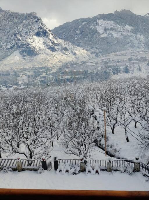 Aroma Taru Villa / Cottage ,Manali Zewnętrze zdjęcie