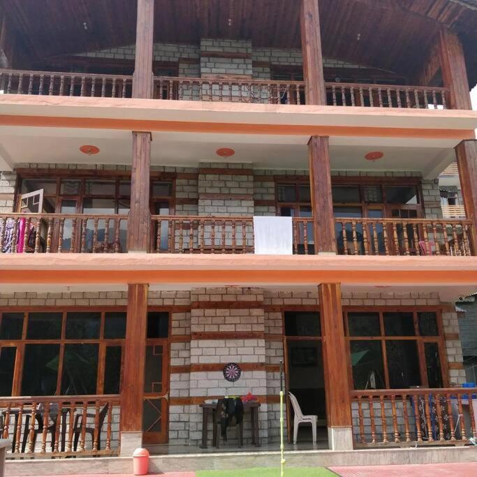 Aroma Taru Villa / Cottage ,Manali Zewnętrze zdjęcie