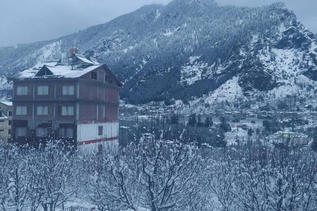 Aroma Taru Villa / Cottage ,Manali Zewnętrze zdjęcie